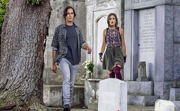 Primeira foto do piloto 01x01 de Ravenswood