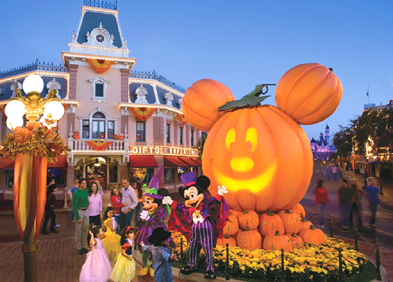 Disneyland-Main-Street-USA-Pumpkin-Festival